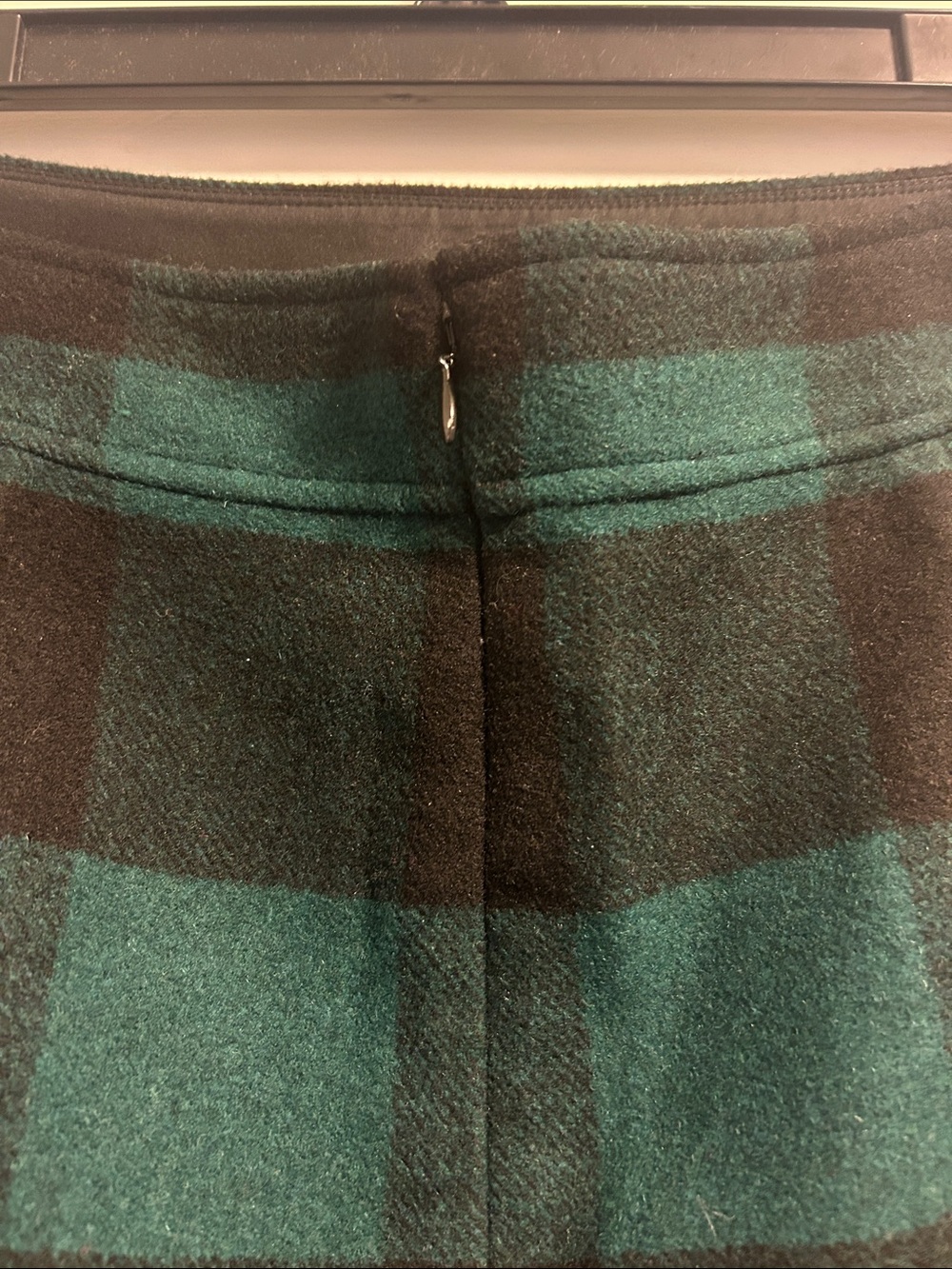 J. Crew Dark Green & Black Plaid A-Line Wool Mini Skirt - 10, NWOT - Picture 2 of 8